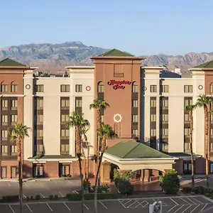 Hampton Tropicana Отель